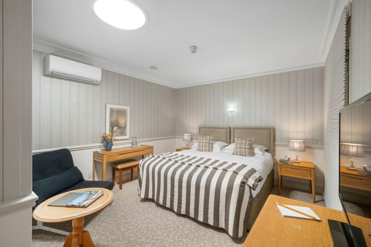 Watersmeet Hotel Улакумб Екстериор снимка