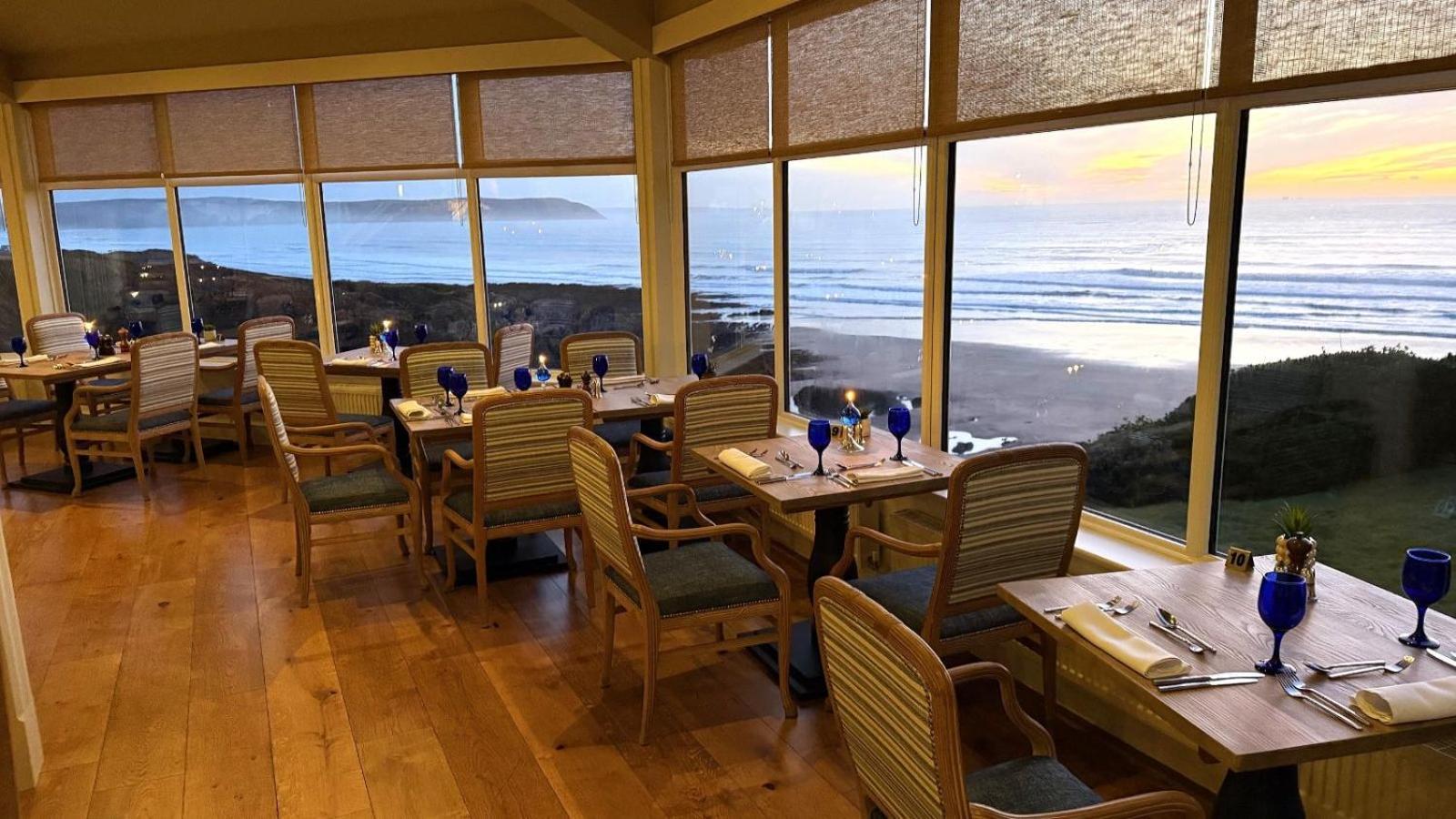 Watersmeet Hotel Улакумб Екстериор снимка